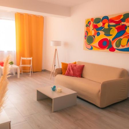 Sunset Apartment - Central Apt With Rooftop Garden Boekarest Buitenkant foto